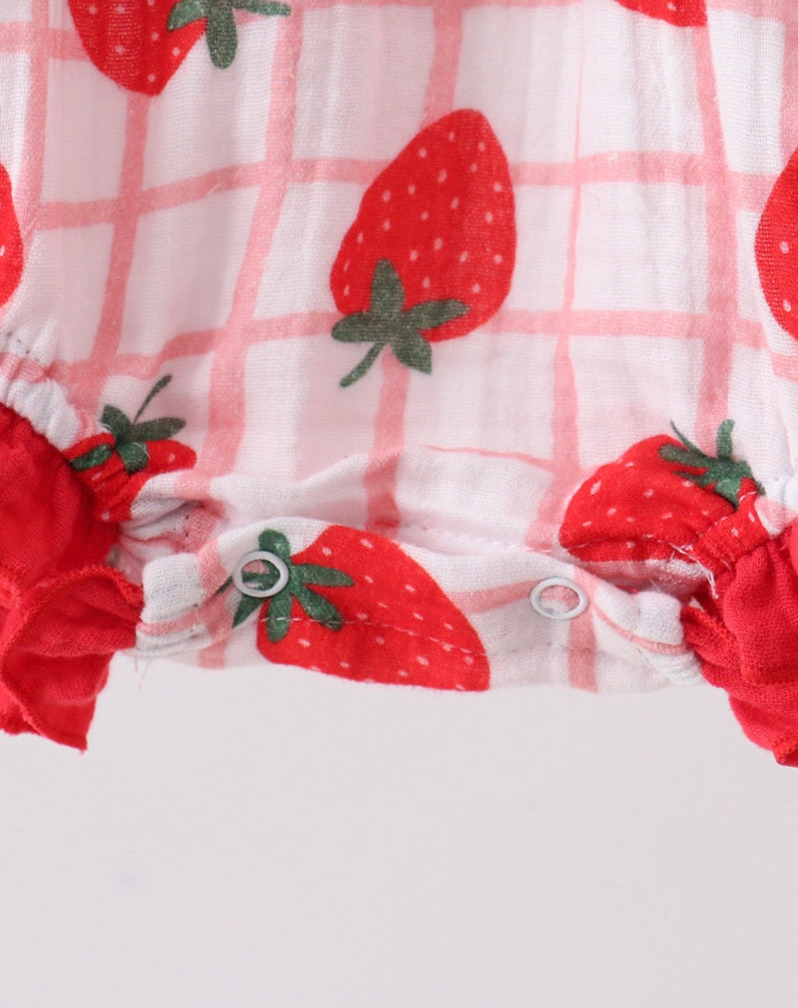 Muslin Strawberry Bubble