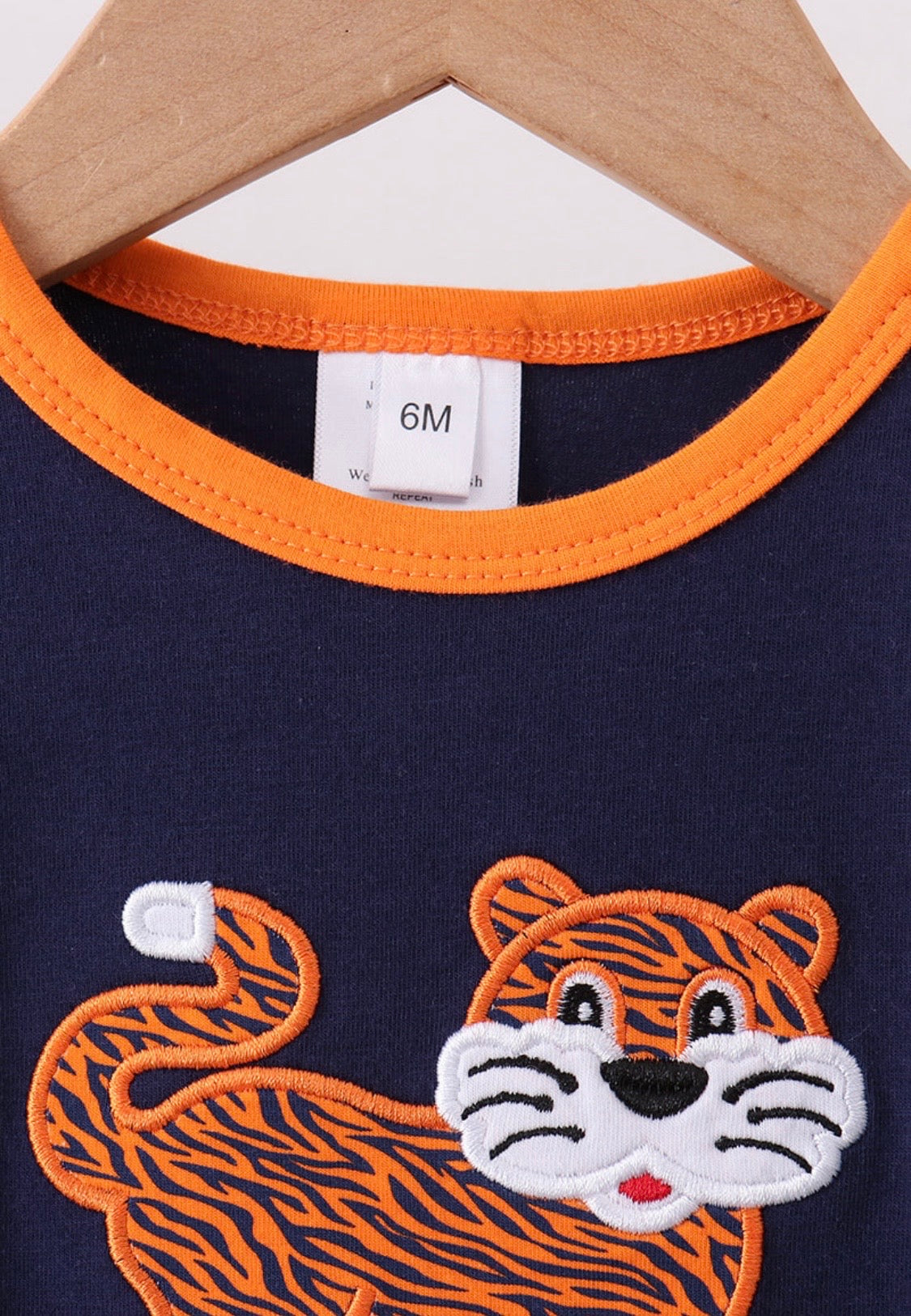 Auburn Applique Bubble