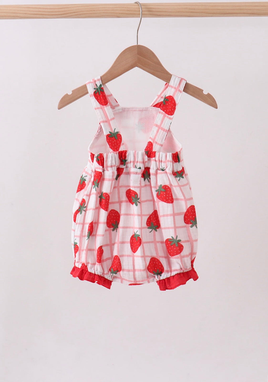 Muslin Strawberry Bubble